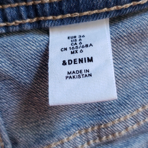 H&M denim cuffed shorts - Picture 3 of 7